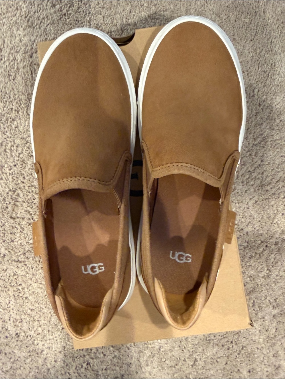 NWT women’s UGG Slip-On Sneakers 6.5